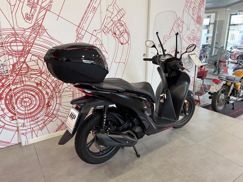 Honda SH 125i Sport (2024 - 25) (3)