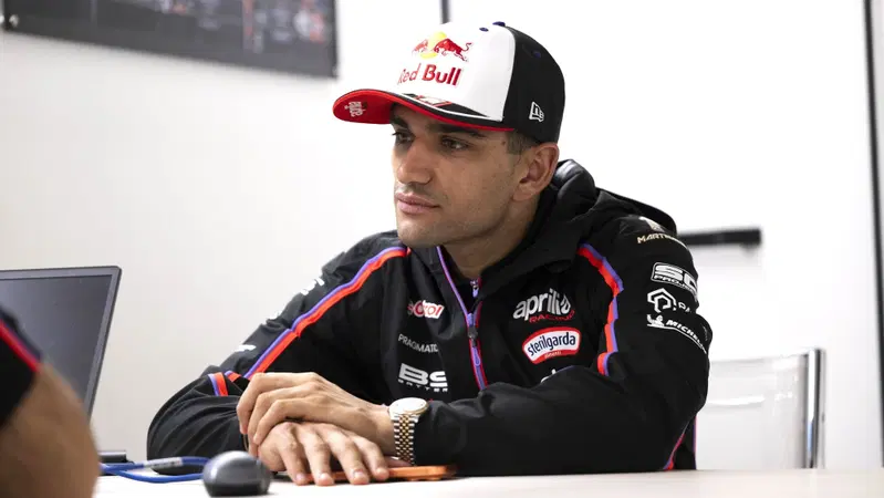MotoGP 2025. GP di Valencia. Jorge Martin &egrave; stato penalizzato con due long lap penalty per l'incidente in Giappone 