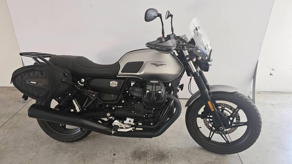 Moto Guzzi V7 Stone Special Edition (2022 - 25)