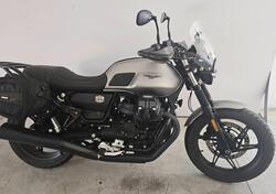 Moto Guzzi V7 Stone Special Edition (2022 - 25) usata