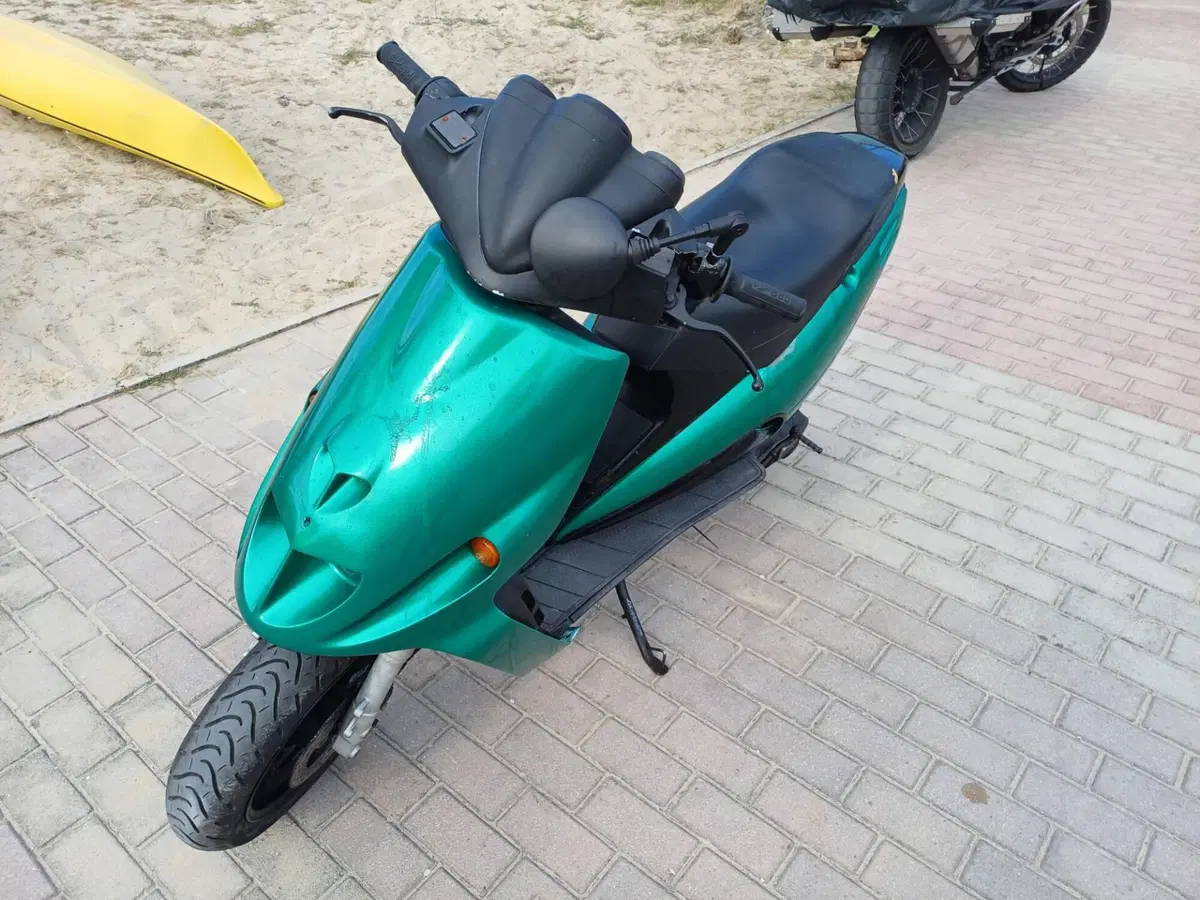 Malaguti F12 Phantom 50 LC (6)