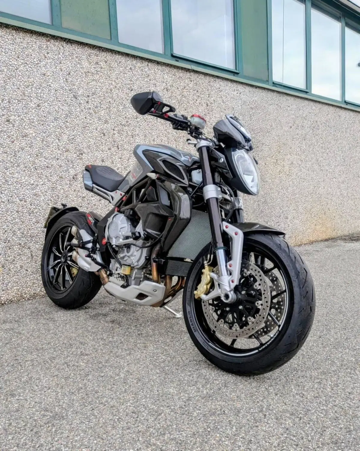 MV Agusta Dragster 800 (2014 - 19) (2)