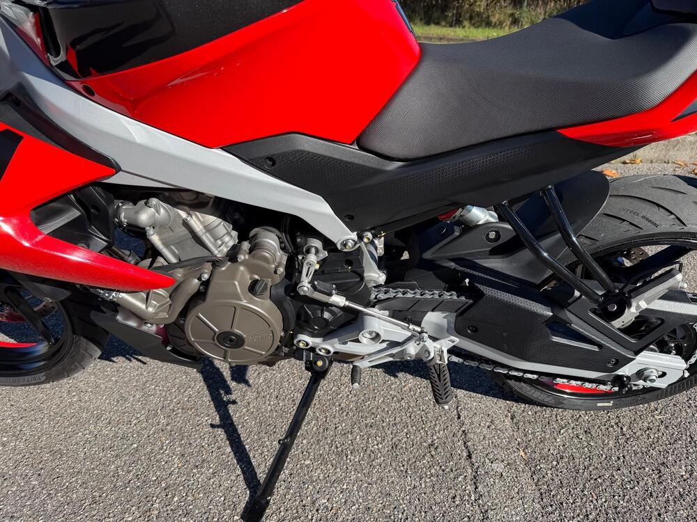 Aprilia Tuono 457 (2025) (5)