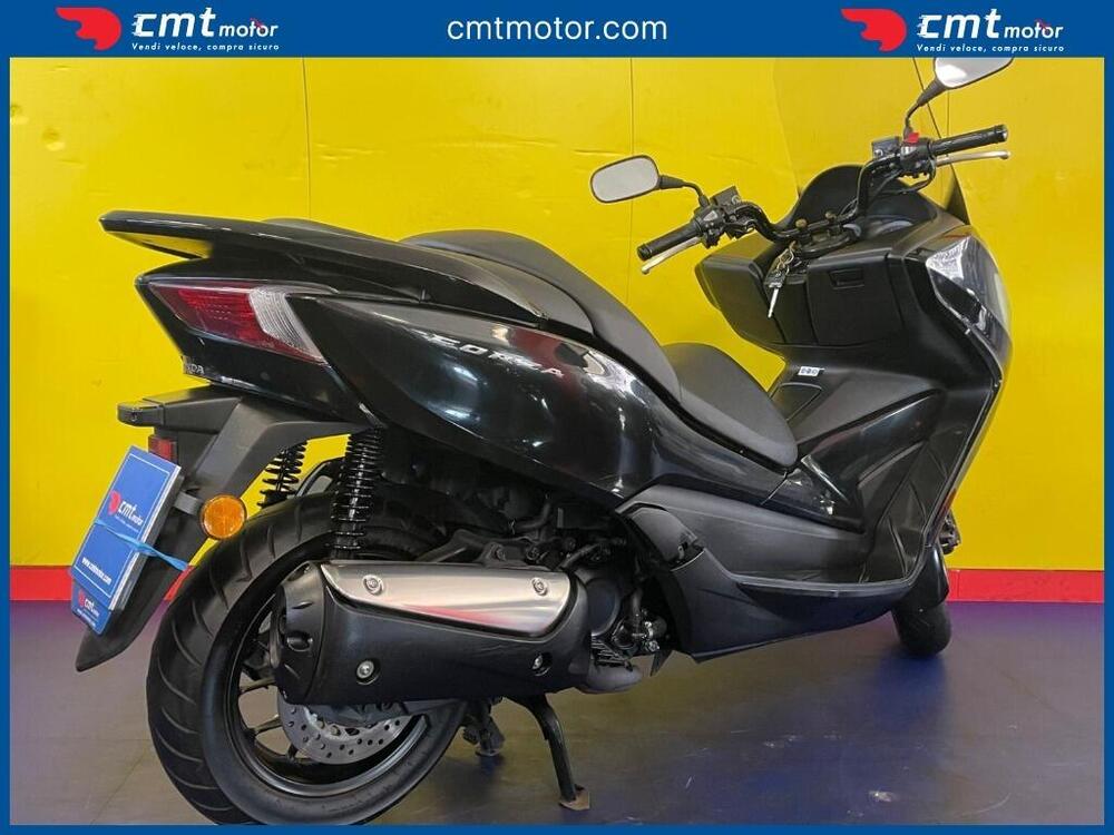 Honda Forza 300 ABS (2013 - 17) (4)