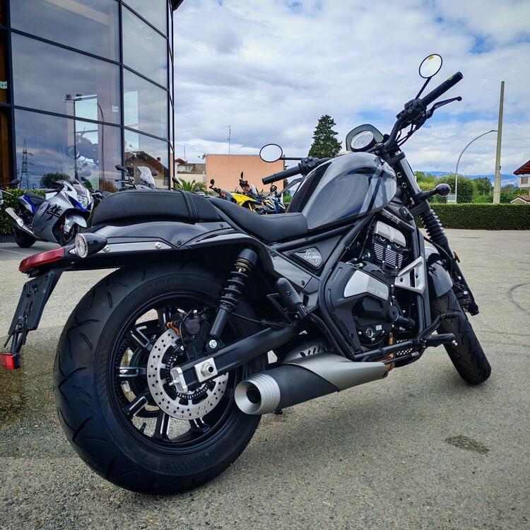 Moto Morini Calibro Custom (2024 - 25) (5)