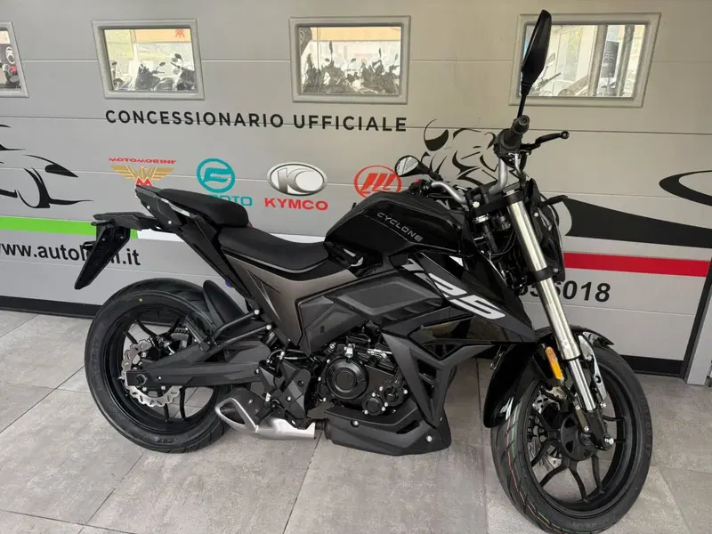 Cyclone Battlo 5S (2025 - 26) (2)