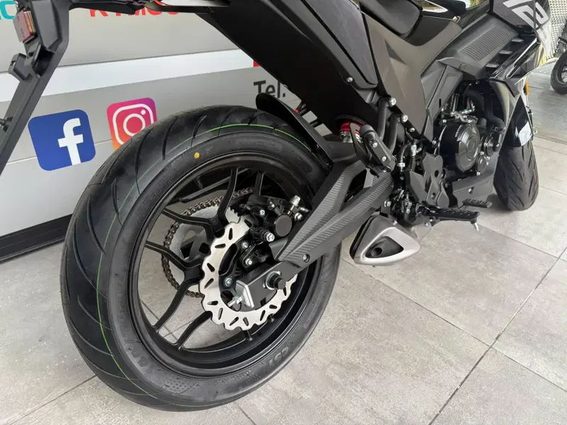 Cyclone Battlo 5S (2025 - 26) (11)