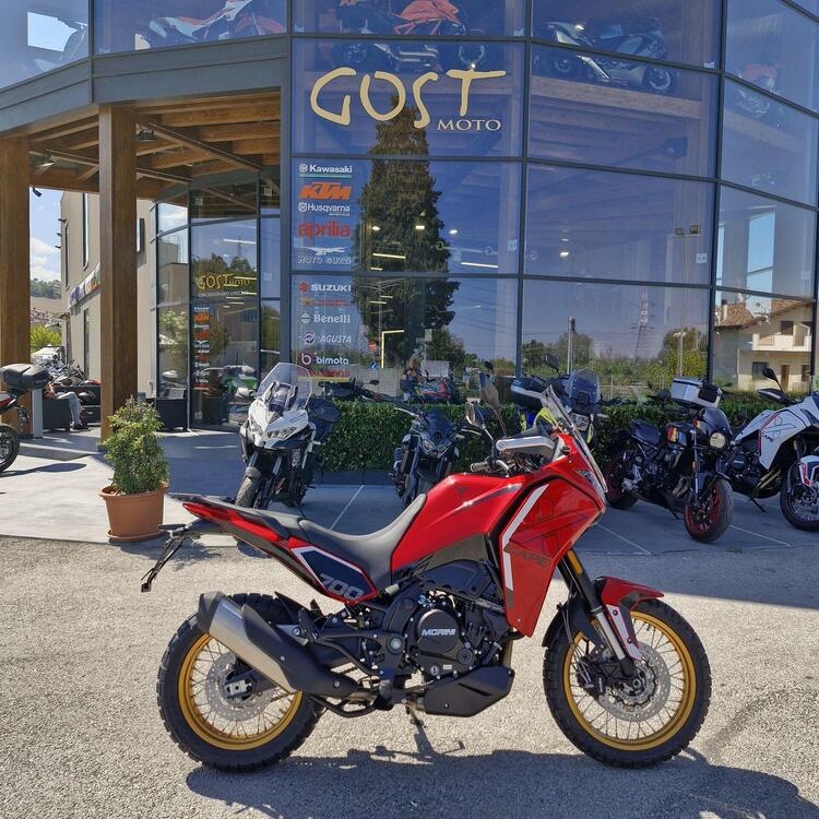 Moto Morini X-Cape 700 Gold Edition (2025)