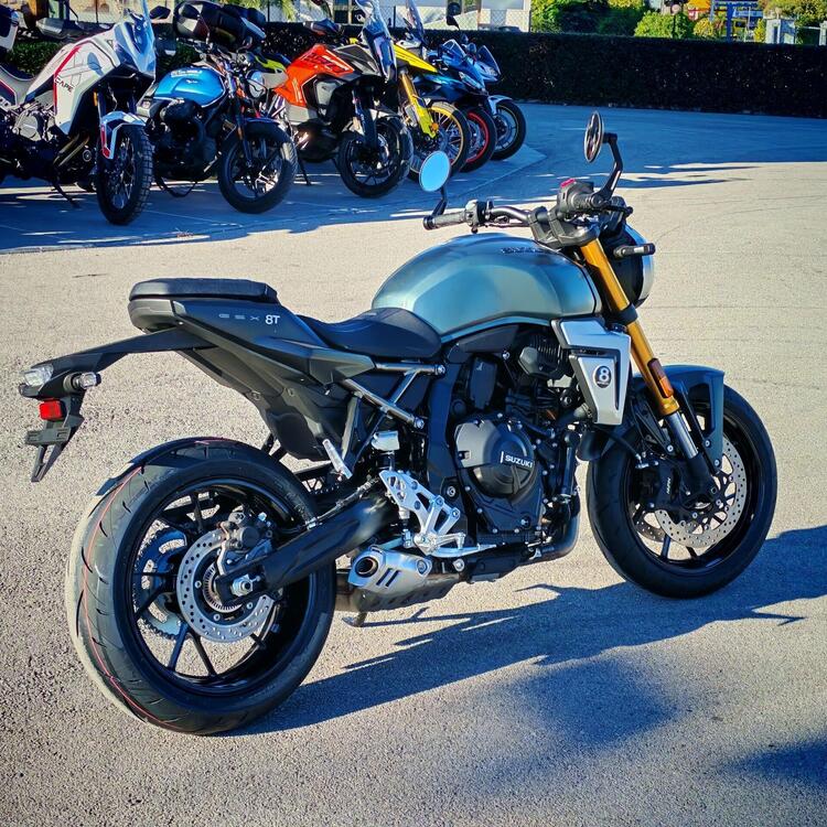 Suzuki GSX-8T (2025) (4)