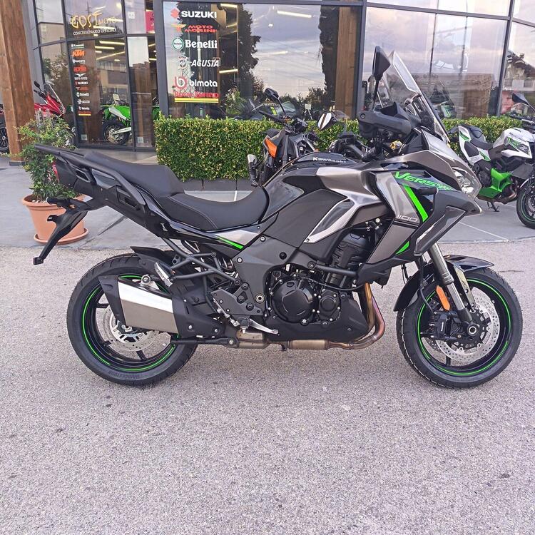 Kawasaki Versys 1100 SE (2025 - 26) (2)