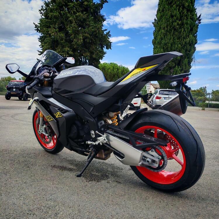 Aprilia RSV4 1100 (2025) (4)