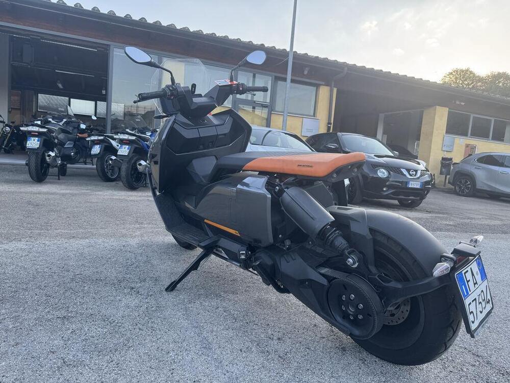 Bmw CE 04 (2021 - 25) (3)