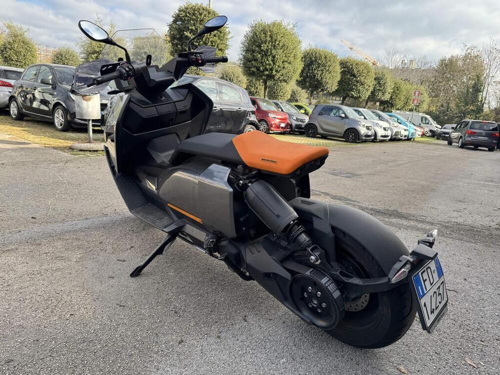 Bmw CE 04 (2021 - 25) (3)