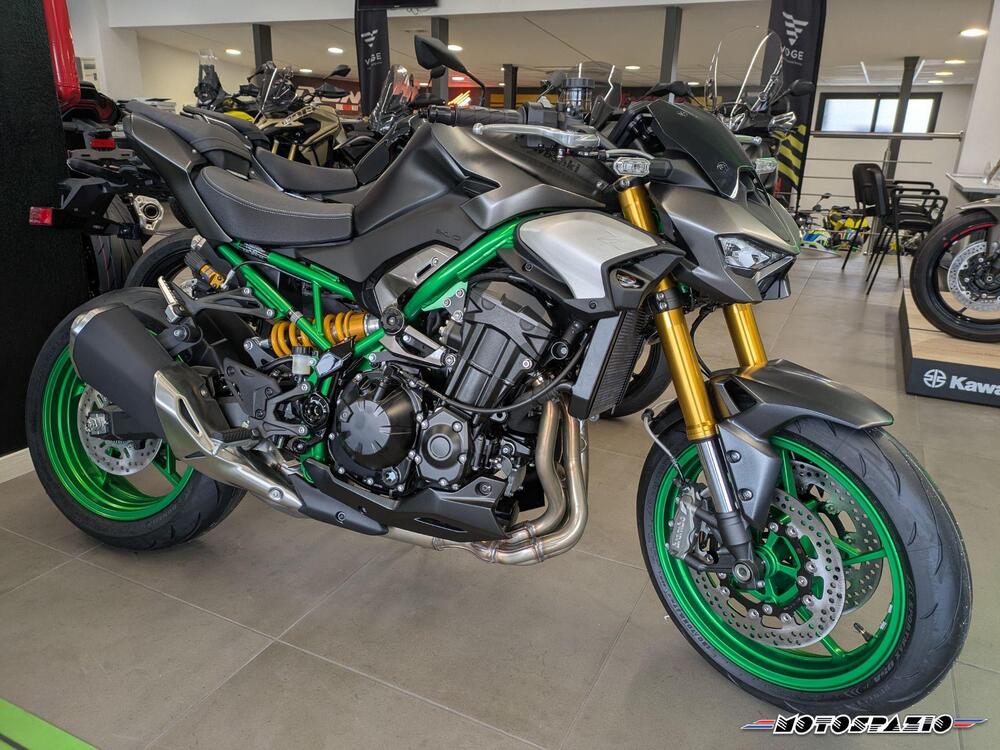 Kawasaki Z 900 SE (2025 - 26)