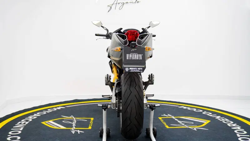 Aprilia Shiver 750 (2010 - 16) (5)