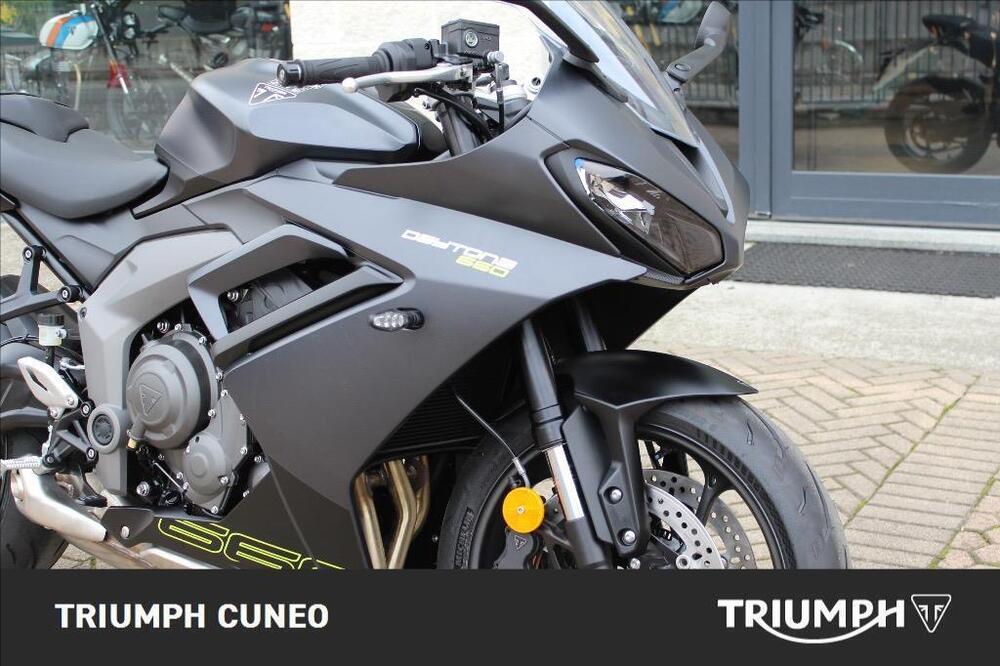 Triumph Daytona 660 (2024 - 25) (5)