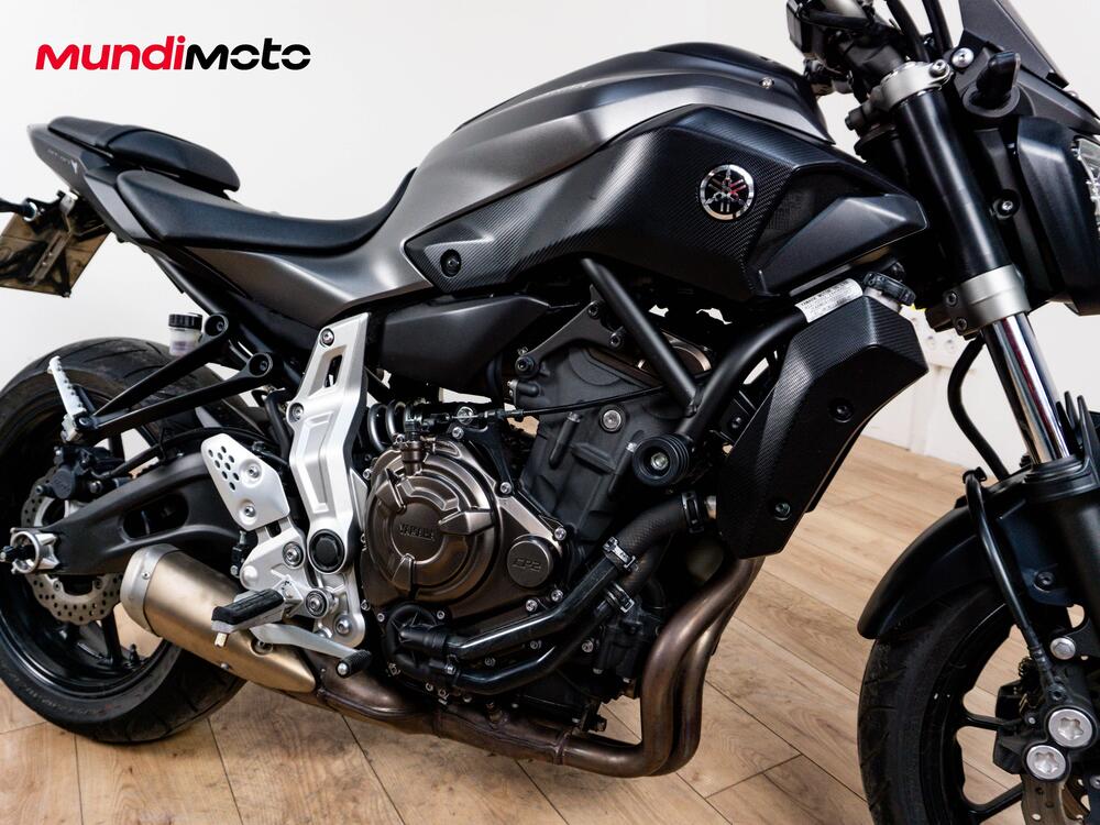 Yamaha MT-07 (2014 - 16) (5)