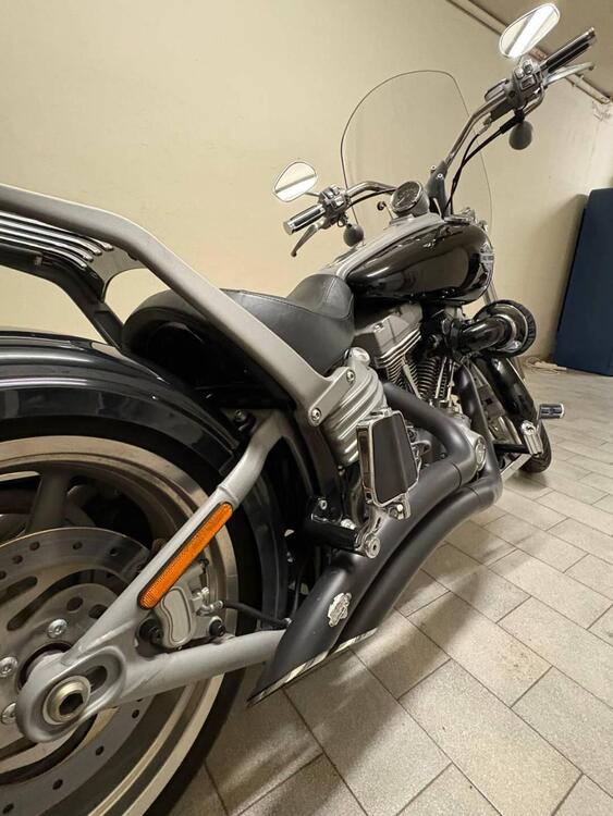 Harley-Davidson 1584 Rocker (2008 - 09) - FXCW (5)