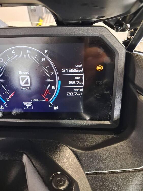 Yamaha T-Max 560 (2022 - 24) (2)