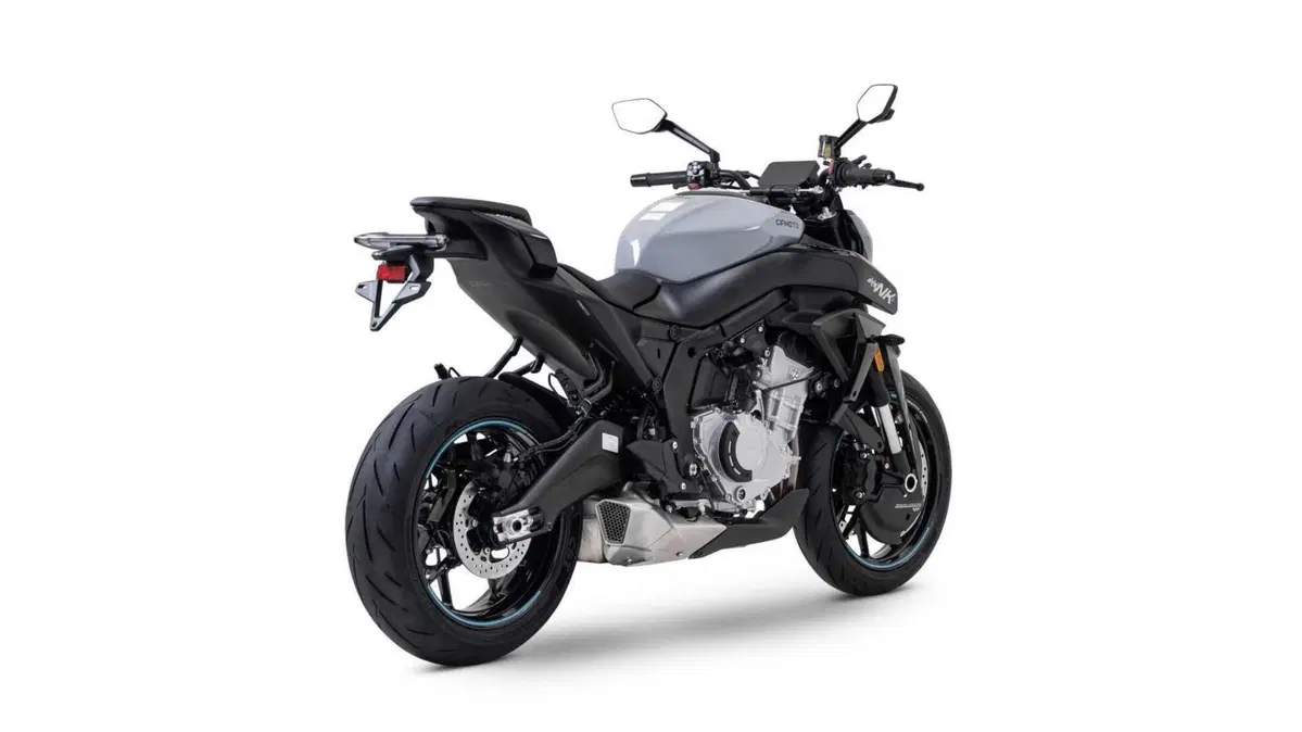 CFMOTO 675NK 675NK (2025 - 26) (5)