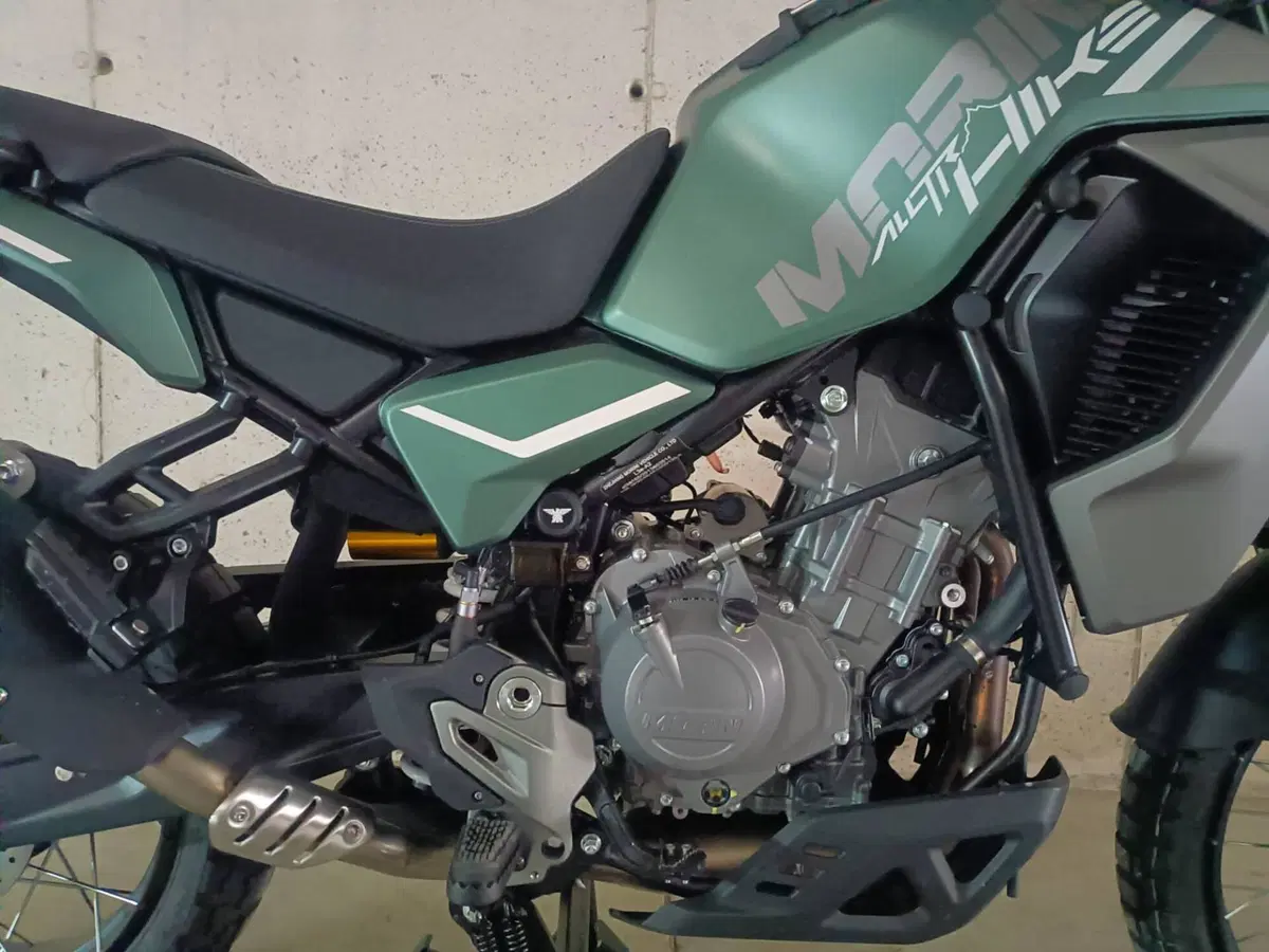 Moto Morini Allthrike 450 (2025 - 26) (4)