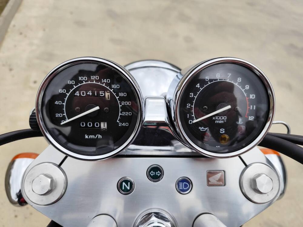 Honda VF 750 C (1985 - 01) (4)