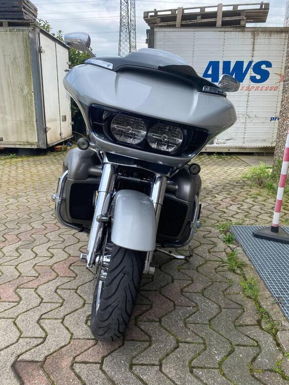 Harley-Davidson 1800 Road Glide Ultra (2014 - 16) - FLTRUSE (3)