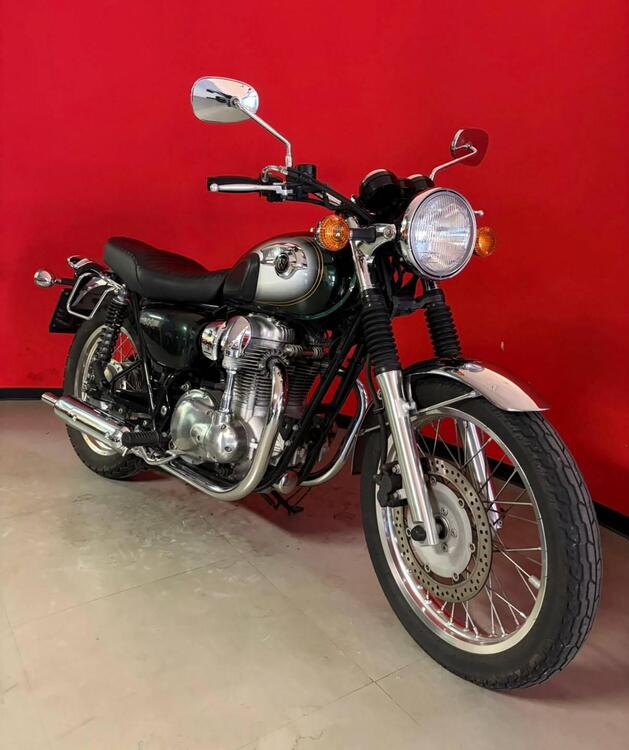 Kawasaki W 800 (2010 - 17) (2)