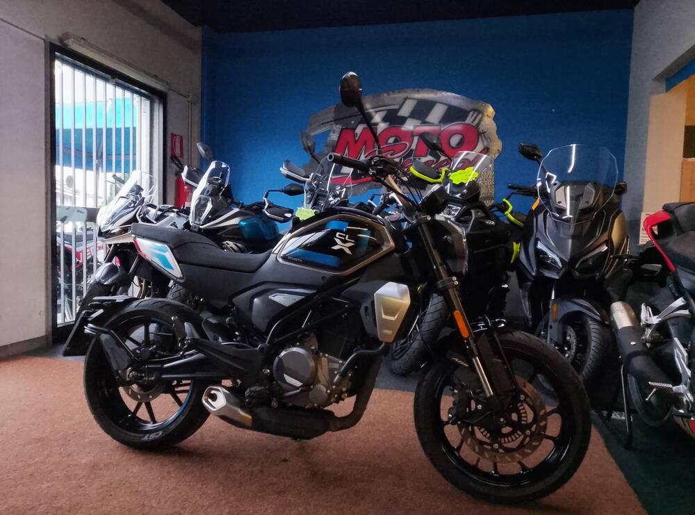 CFMOTO 300CL-X Heritage (2023 - 25) (2)