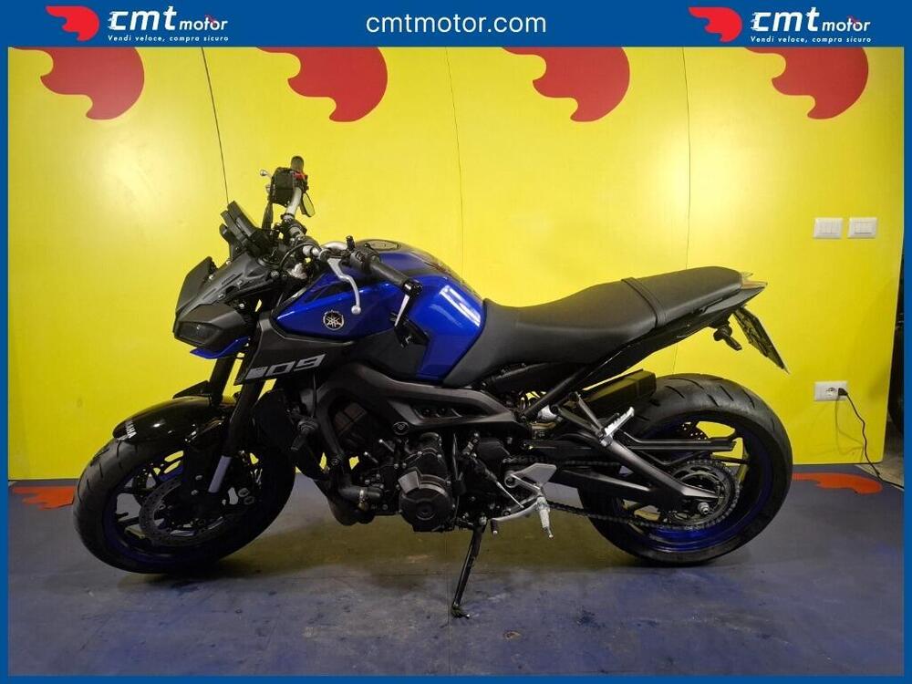 Yamaha MT-09 (2017 - 20) (2)