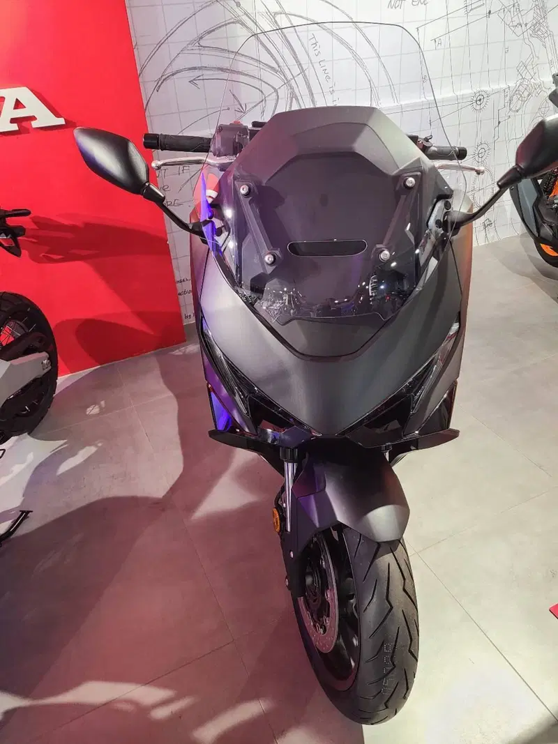 Honda Forza 750 (2025 - 26) (6)