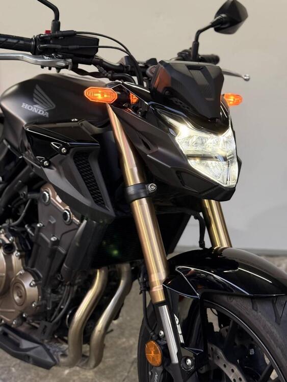 Honda CB 500 F (2022 - 23) (2)