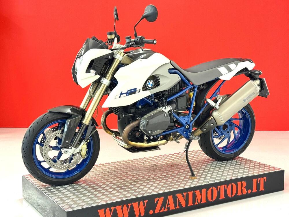 Bmw HP2 Megamoto (4)