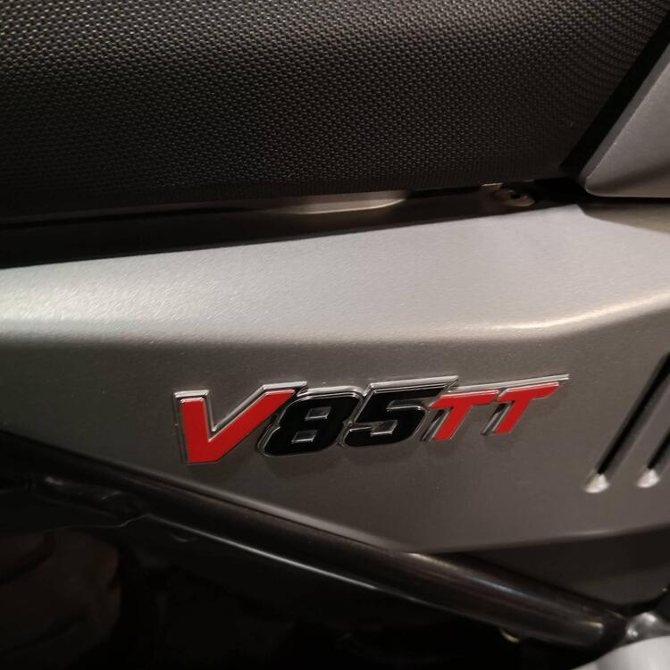 Moto Guzzi V85 TT (2019 - 20) (4)