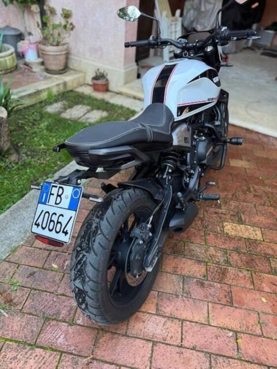 Moto Morini SEIEMMEZZO STR (2022 - 25) (2)