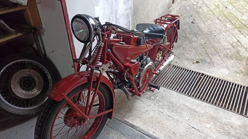 Moto Guzzi Sport 14 (5)