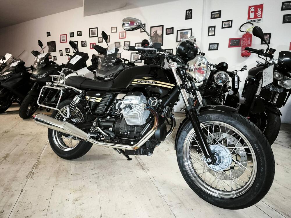 Moto Guzzi V7 Classic (2008 - 12) (3)