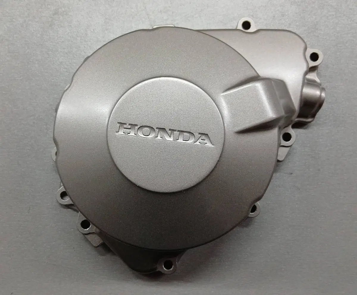 11321MBZC50 carter statore HORNET Honda
