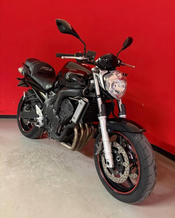 Yamaha FZ6 (2004 - 07) (2)