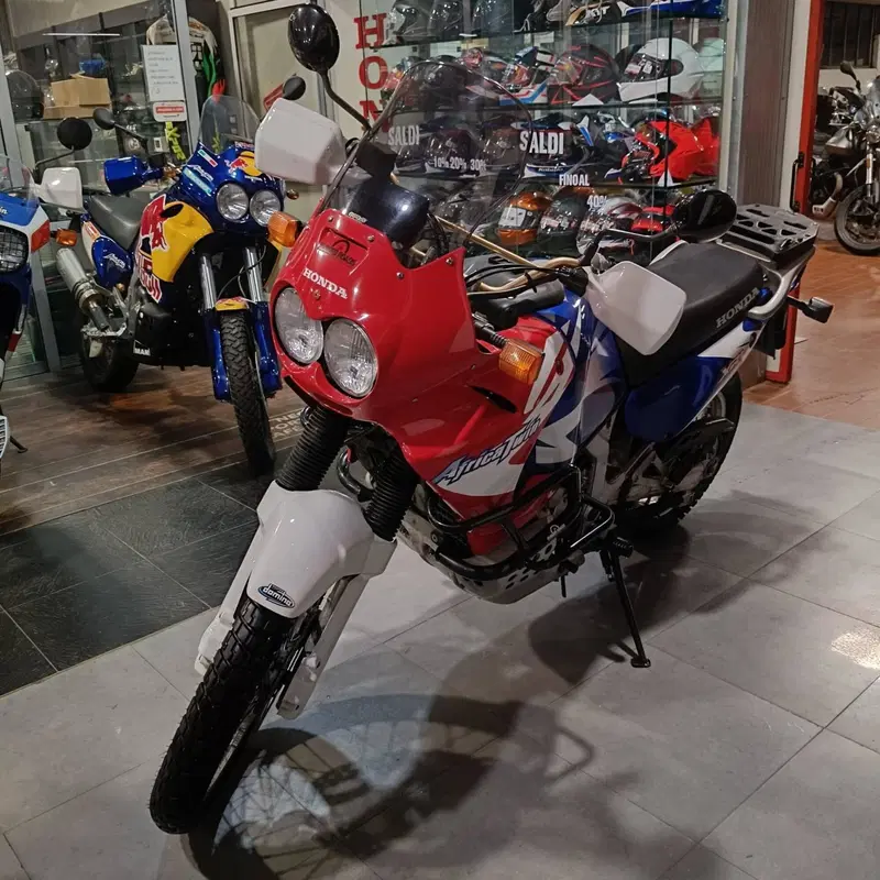 Honda Africa Twin XRV 750 (1996 - 02)