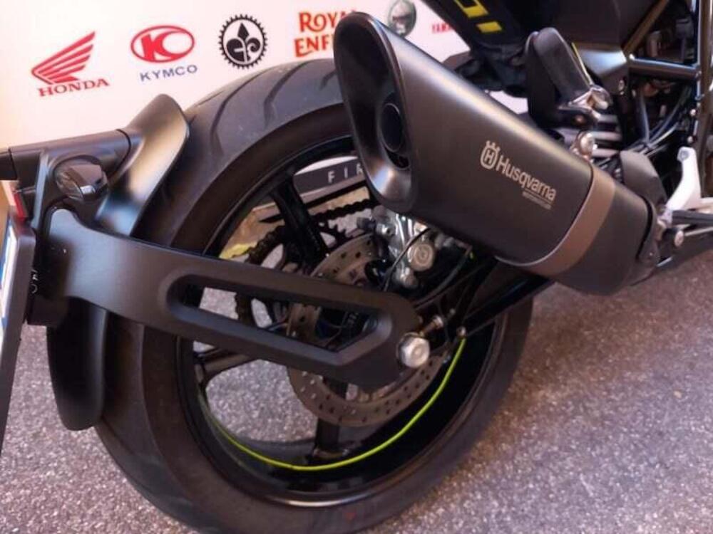 Husqvarna Vitpilen 701 (2020) (2)