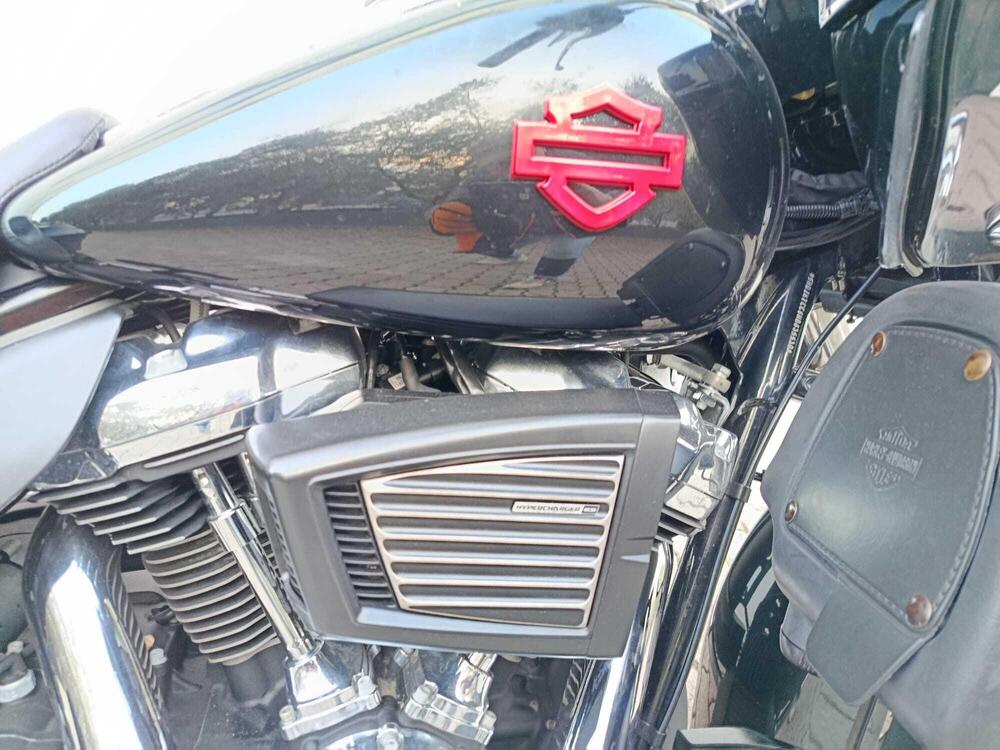 Harley-Davidson 107 Road Glide Special (2017 - 18) - FLTRXS (4)