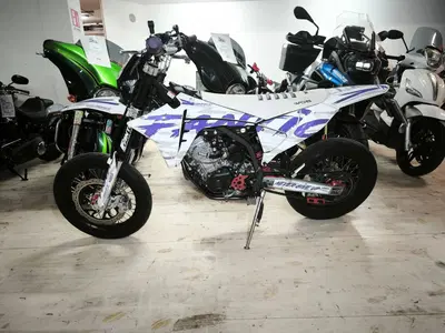 Fantic Motor Motard 125 Performance 4t (2020) usata