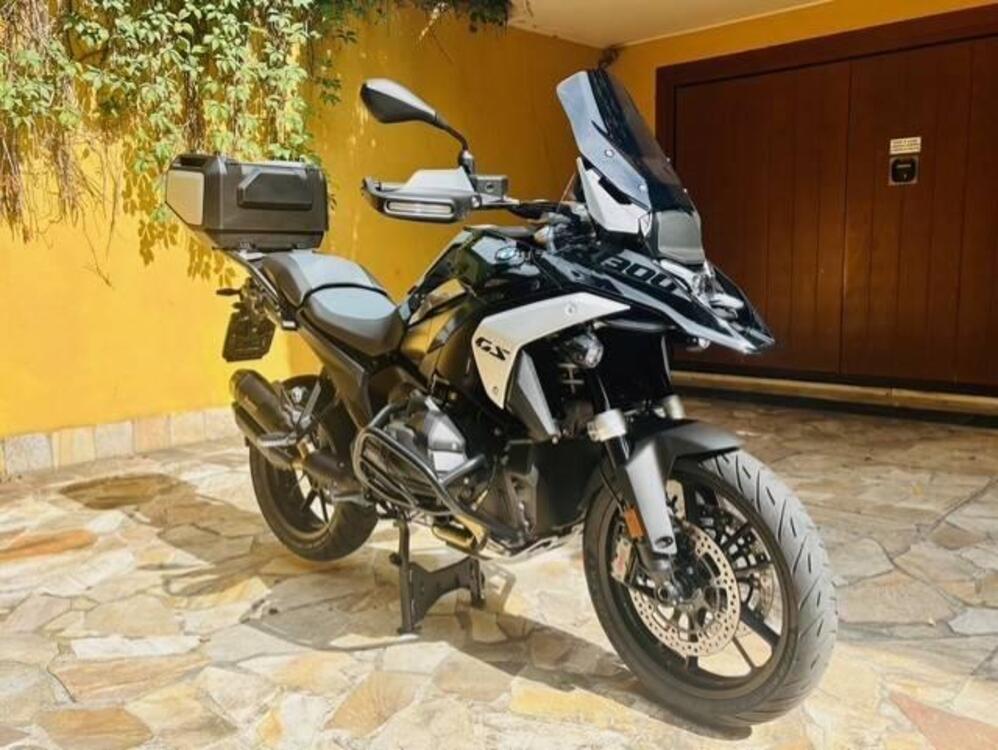 Bmw R 1300 GS Triple Black (2023 - 25) (2)