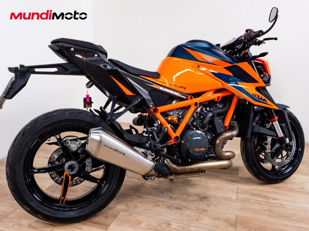 KTM 1290 Super Duke R (2020) (3)