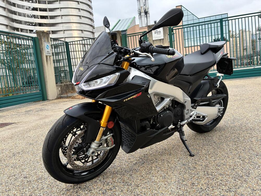Aprilia Tuono V4 Factory (2021 - 24) (4)