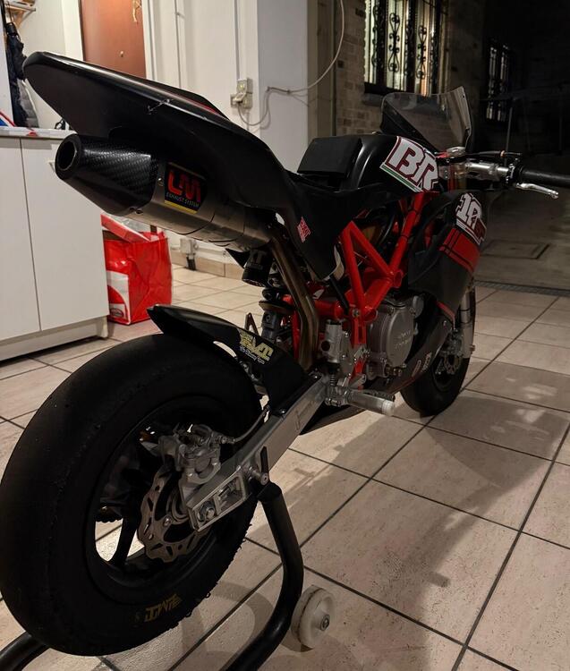 Bucci Moto BR10-GP (2017) (4)