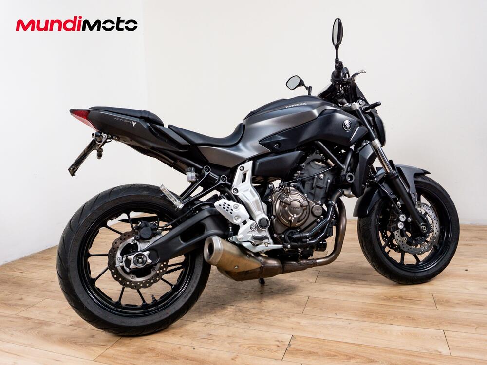 Yamaha MT-07 (2014 - 16) (3)