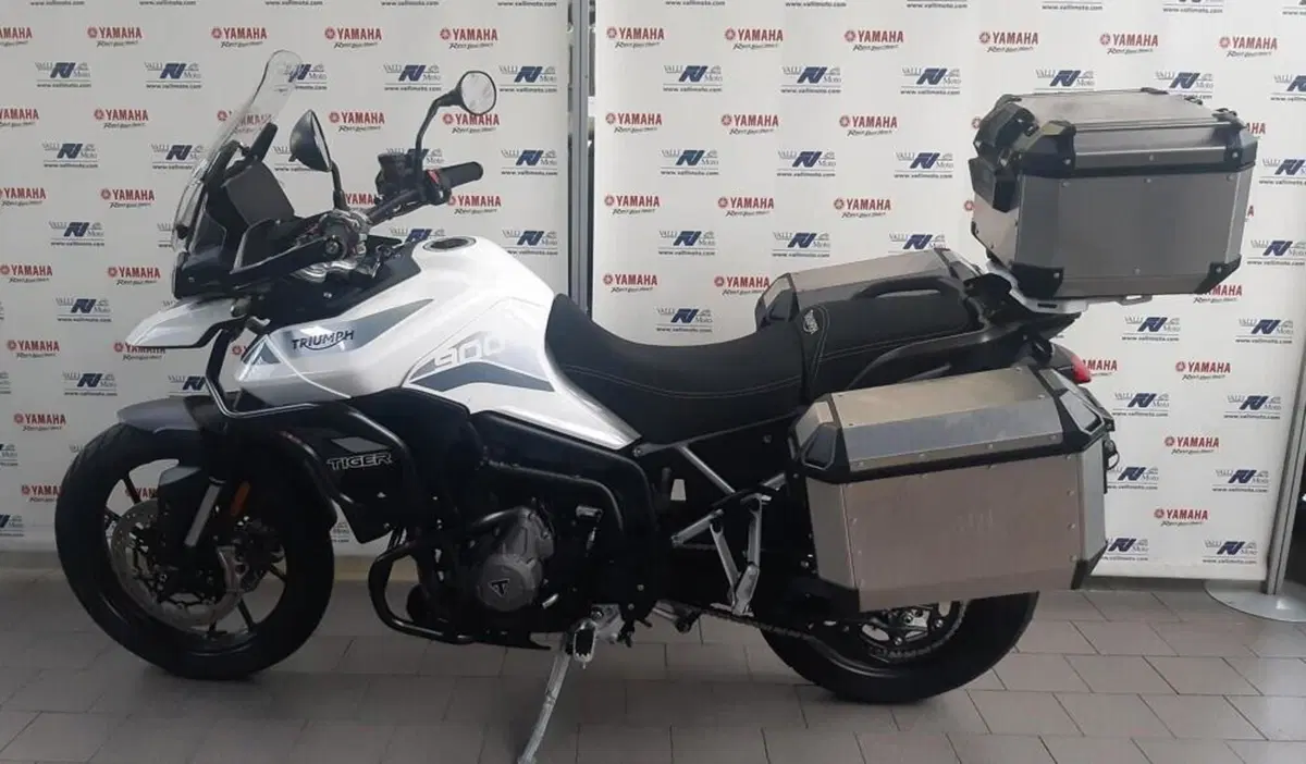 Triumph Tiger 900 GT (2020 - 23) (2)