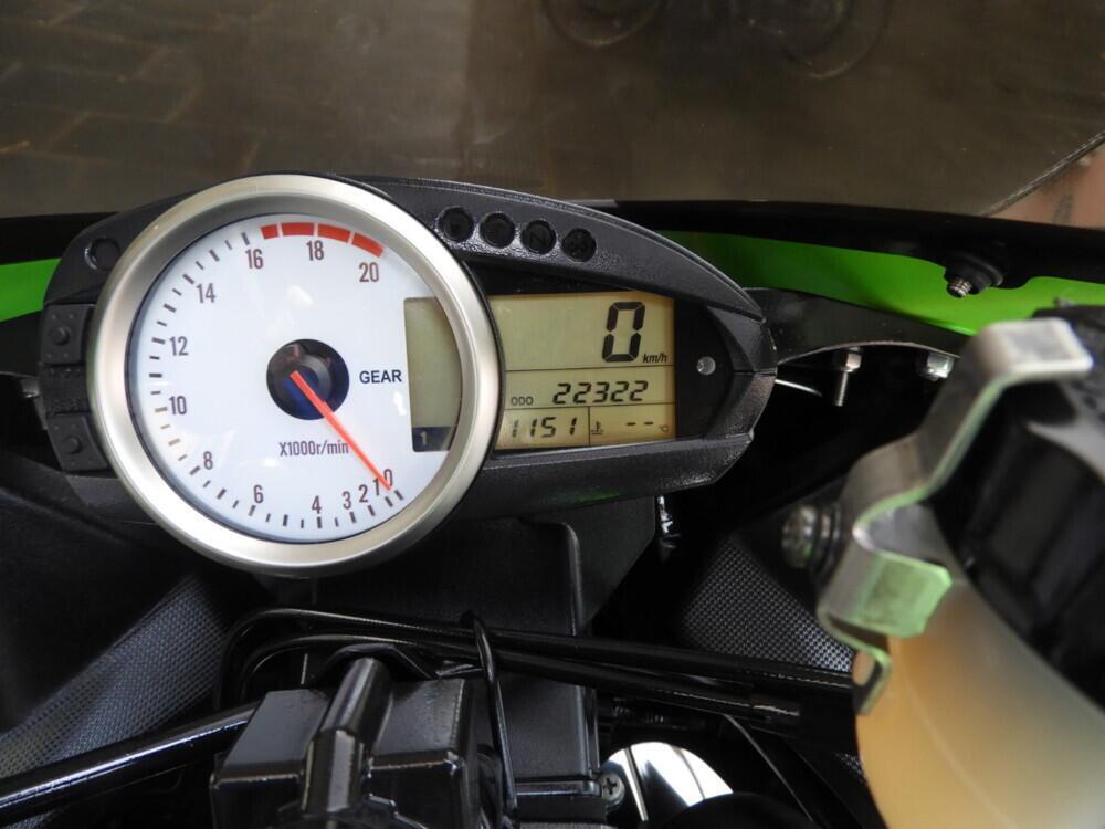 Kawasaki Ninja 600 ZX-6R (2007 - 08) (5)